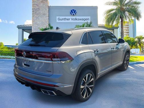 2026 Volkswagen Atlas Cross Sport 2.0T SEL Premium R-Line