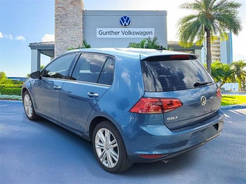 2015 Volkswagen Golf TDI SE 4-Door