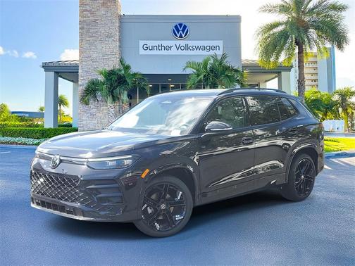 2025 Volkswagen Tiguan 2.0T SE R-Line Black
