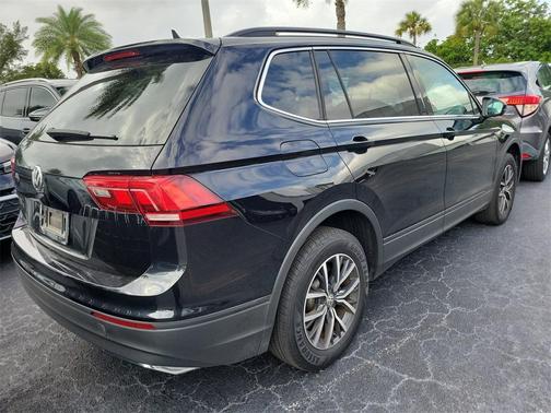 2019 Volkswagen Tiguan 2.0T SE