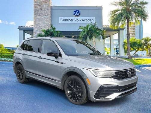 2022 Volkswagen Tiguan 2.0T SE R-Line Black