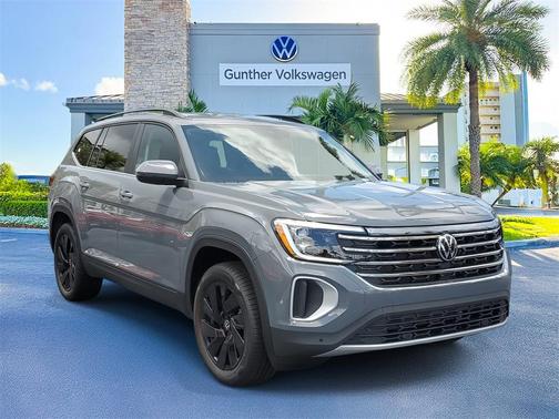 2025 Volkswagen Atlas 2.0T SE w/Technology