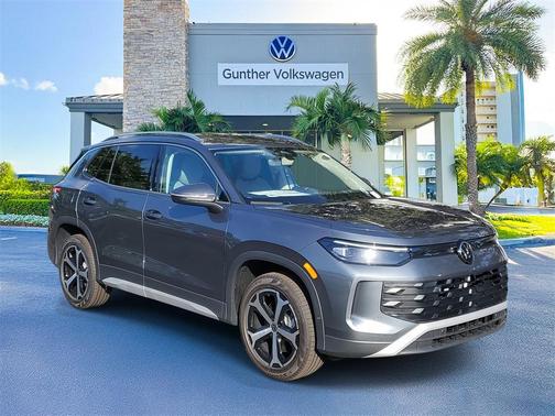 2025 Volkswagen Tiguan 2.0T SE