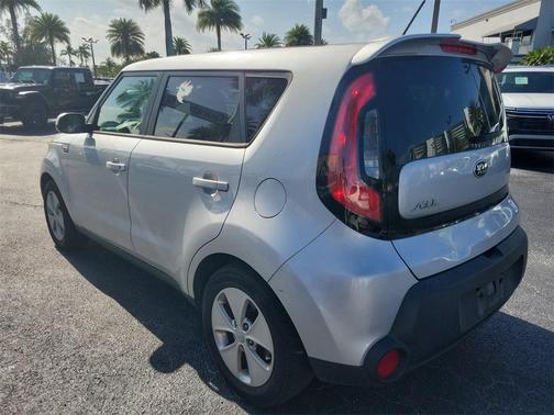 2016 Kia Soul Base
