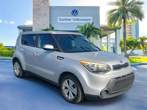 2016 Kia Soul Base