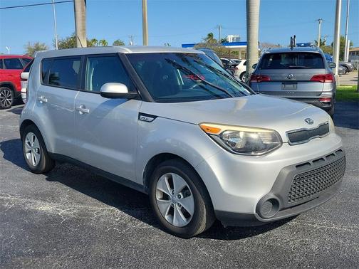 2016 Kia Soul Base