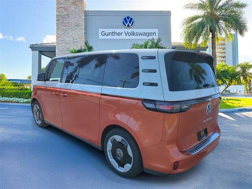 2025 Volkswagen ID. Buzz Pro S Plus