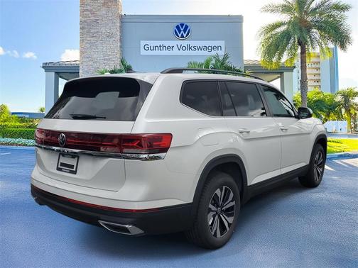 2026 Volkswagen Atlas 2.0T SE
