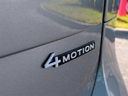 2025 Volkswagen ID. Buzz Pro S Plus