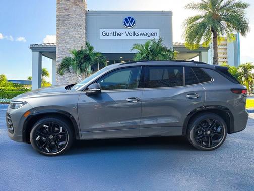Platinum Gray Metallic 2026 Volkswagen Tiguan 2.0T SE R-Line Black