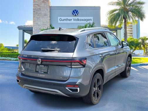 2025 Volkswagen Taos 1.5T SEL