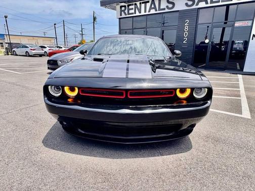 Pitch Black Clearcoat 2017 Dodge Challenger R/T