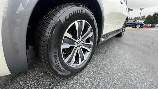 2018 Nissan Armada SL