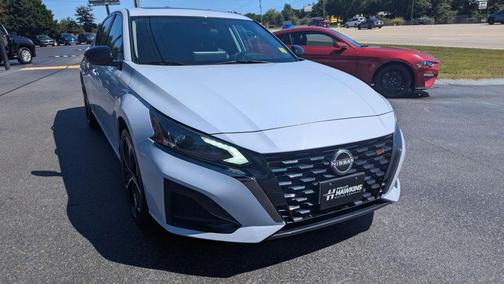 2023 Nissan Altima SR FWD