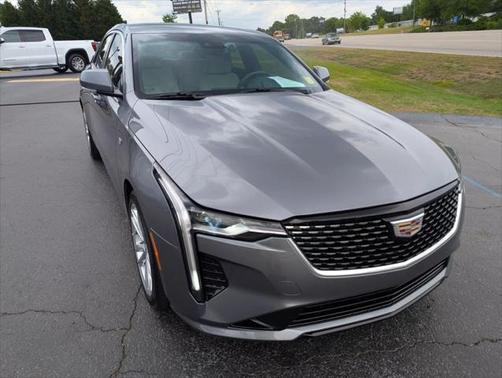 2022 Cadillac CT4 Luxury