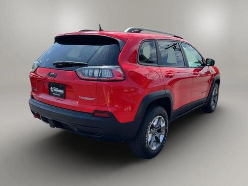 Firecracker Red Clearcoat 2019 Jeep Cherokee Trailhawk