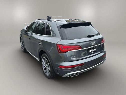 Daytona Gray Pearl Effect 2022 Audi Q5 45 S line Premium