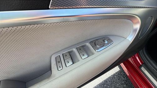 2022 Genesis G70 2.0T AWD