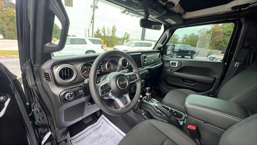 2023 Jeep Gladiator Overland