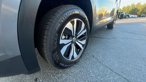 2024 Volkswagen Atlas Cross Sport 2.0T SE