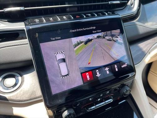 2023 Jeep Grand Cherokee Limited X