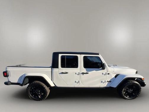 2023 Jeep Gladiator Sport S