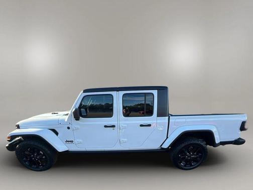 2023 Jeep Gladiator Sport S