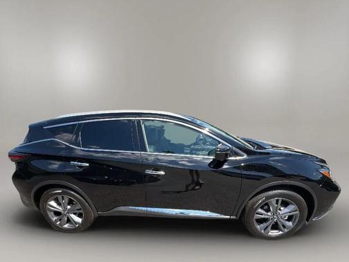 Super Black 2024 Nissan Murano Platinum FWD