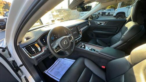 2024 Volvo S60 B5 Plus Dark Theme