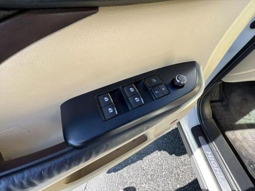 2014 Toyota Highlander Limited Platinum