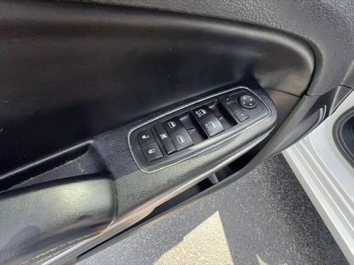 2017 Chrysler 300 S