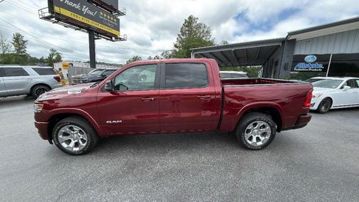 Delmonico Red Pearlcoat 2025 RAM 1500 Big Horn/Lone Star