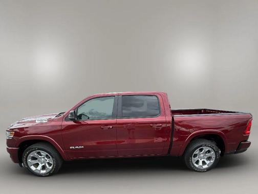 Delmonico Red Pearlcoat 2025 RAM 1500 Big Horn/Lone Star