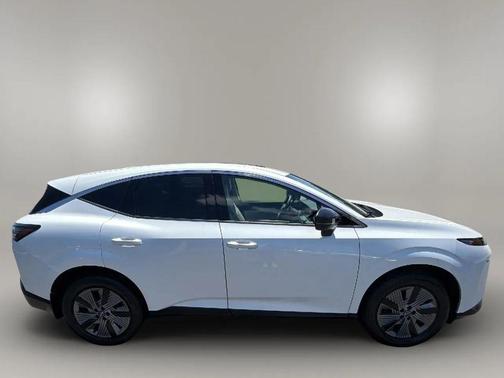 White Pearl 2025 Nissan Murano SL