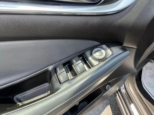 2023 Buick Enclave Essence FWD