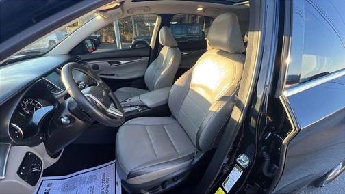 2023 INFINITI QX50 LUXE