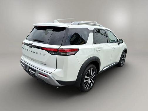Pearl White 2024 Nissan Pathfinder Platinum FWD