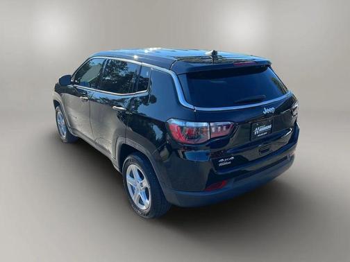 2023 Jeep Compass Sport