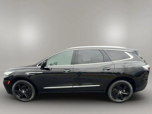 2023 Buick Enclave Essence FWD