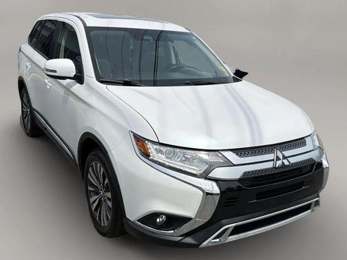 2020 Mitsubishi Outlander SP