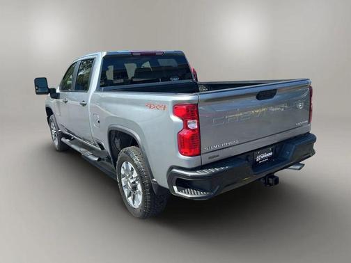 2024 Chevrolet Silverado 2500 Custom