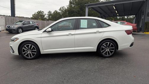 2025 Volkswagen Jetta 1.5T SE