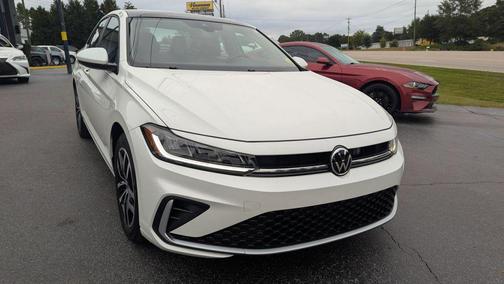 2025 Volkswagen Jetta 1.5T SE
