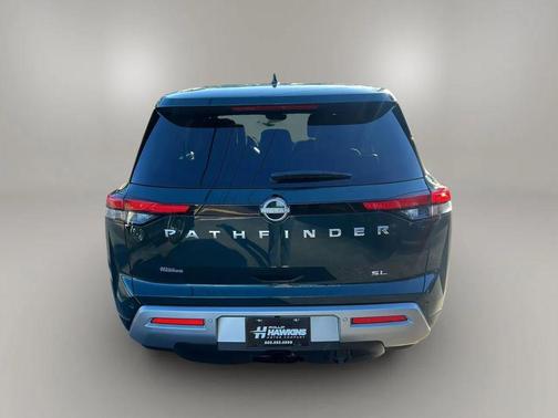 2025 Nissan Pathfinder SL FWD