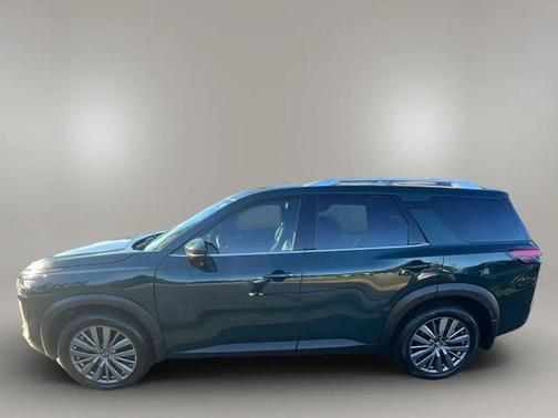 2025 Nissan Pathfinder SL FWD