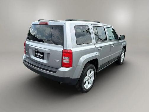 Billet Silver Metallic Clearcoat 2016 Jeep Patriot Sport