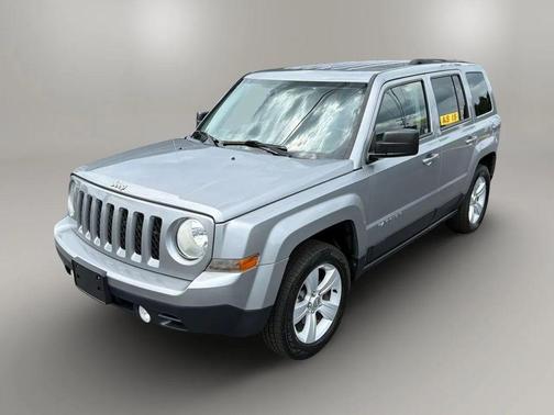 Billet Silver Metallic Clearcoat 2016 Jeep Patriot Sport