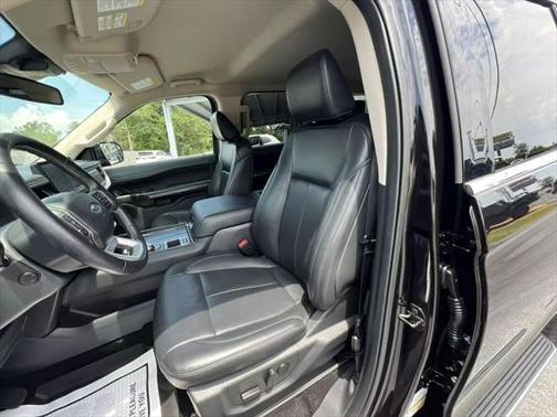 2022 Ford Expedition Max XLT