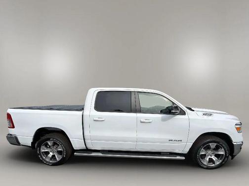 Bright White Clearcoat 2022 RAM 1500 Lone Star