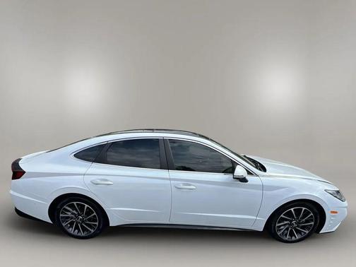 2020 Hyundai SONATA Limited